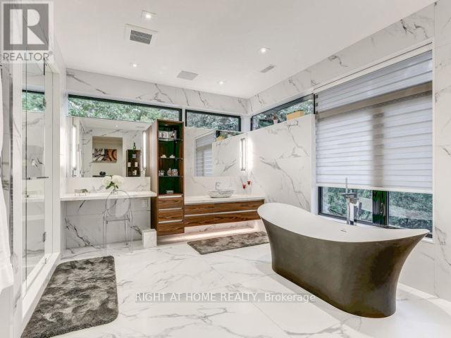 54 Dawn Hill Trail, Markham (Bayview Fairway-Bayview Country Club Estates), Ontario  L3T 3B2 - Photo 37 - N13143384
