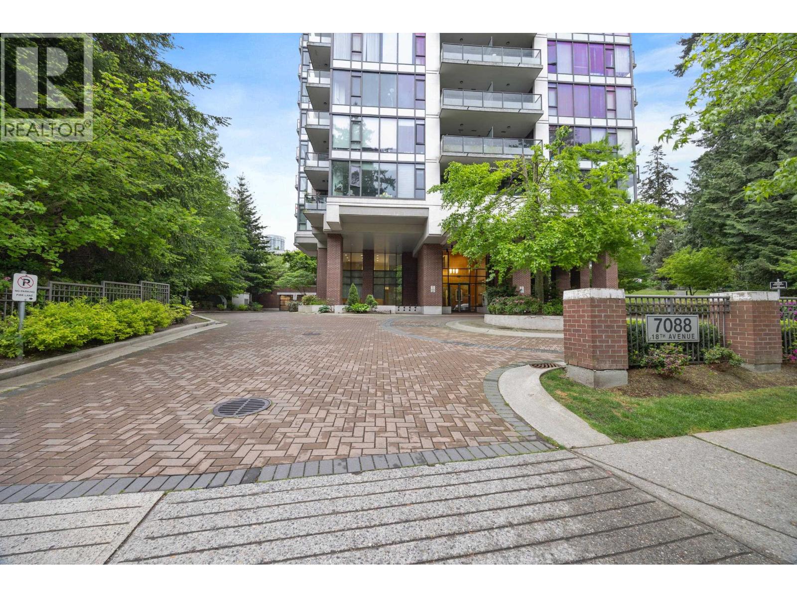 2807 7088 18TH AVENUE, Burnaby, British Columbia