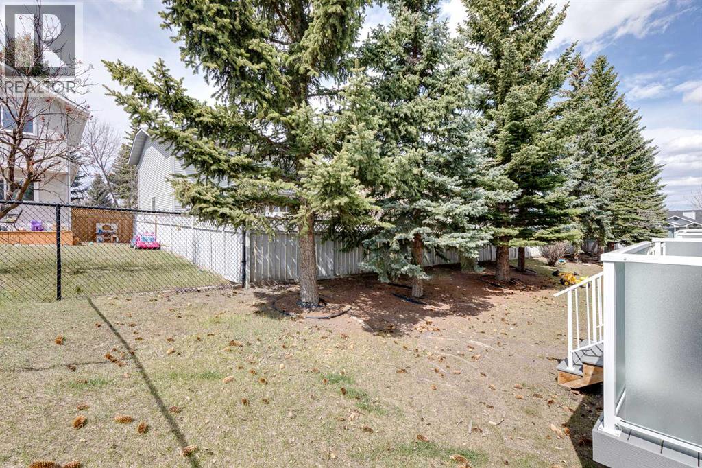 33 Sandpiper Lane NW, Calgary, Alberta  T3K 4L7 - Photo 30 - A2308260