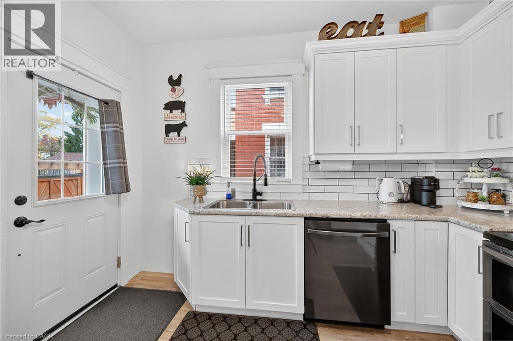 22 Griffith Street, Welland, Ontario  L3B 4G4 - Photo 19 - 40821469