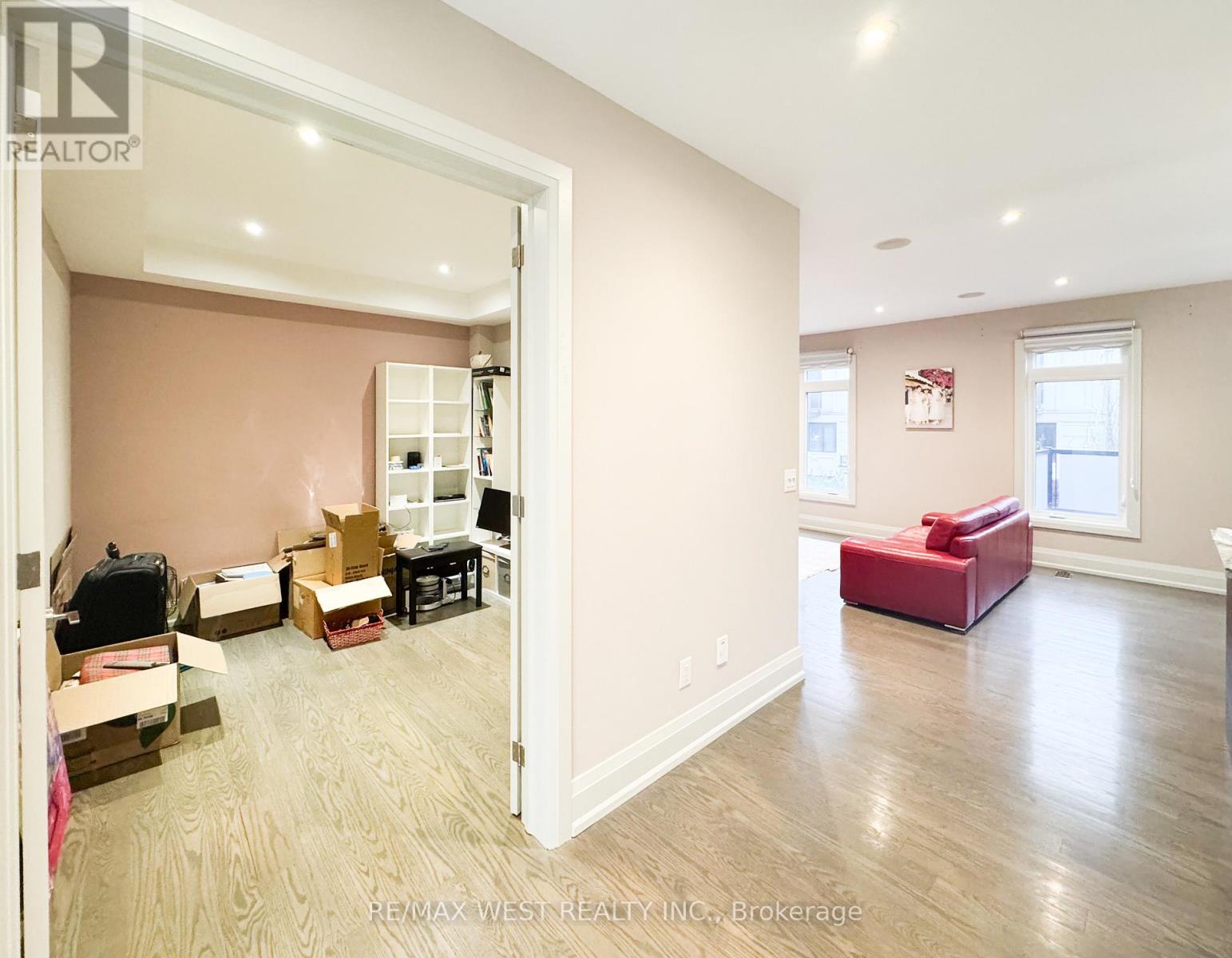 189 Townsgate Drive, Vaughan, Ontario  L4J 8J5 - Photo 14 - N13139094