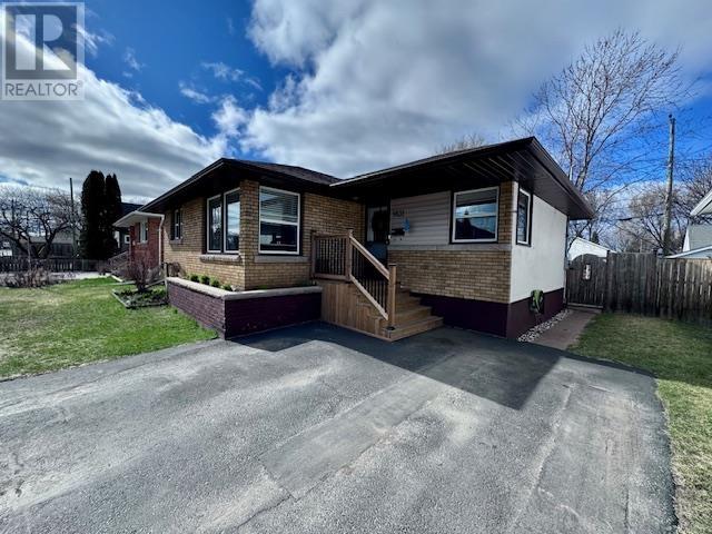 1831 Walsh St, Thunder Bay, Ontario  P7E 4V7 - Photo 1 - TB2601081