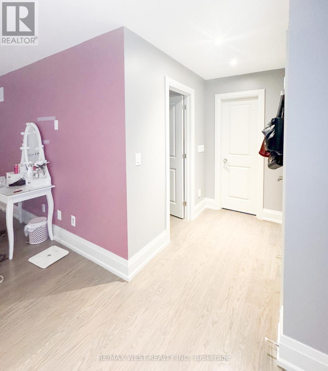 189 Townsgate Drive, Vaughan, Ontario  L4J 8J5 - Photo 18 - N13139094