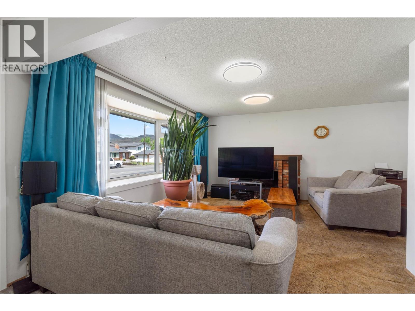 1007 Nicolani Drive, Kamloops, British Columbia  V2B 5B4 - Photo 7 - 10387123