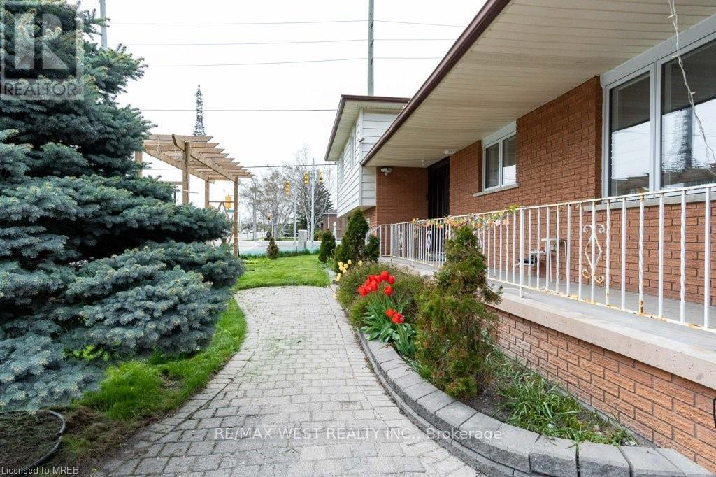 146 HARVIE ROAD, Barrie, Ontario