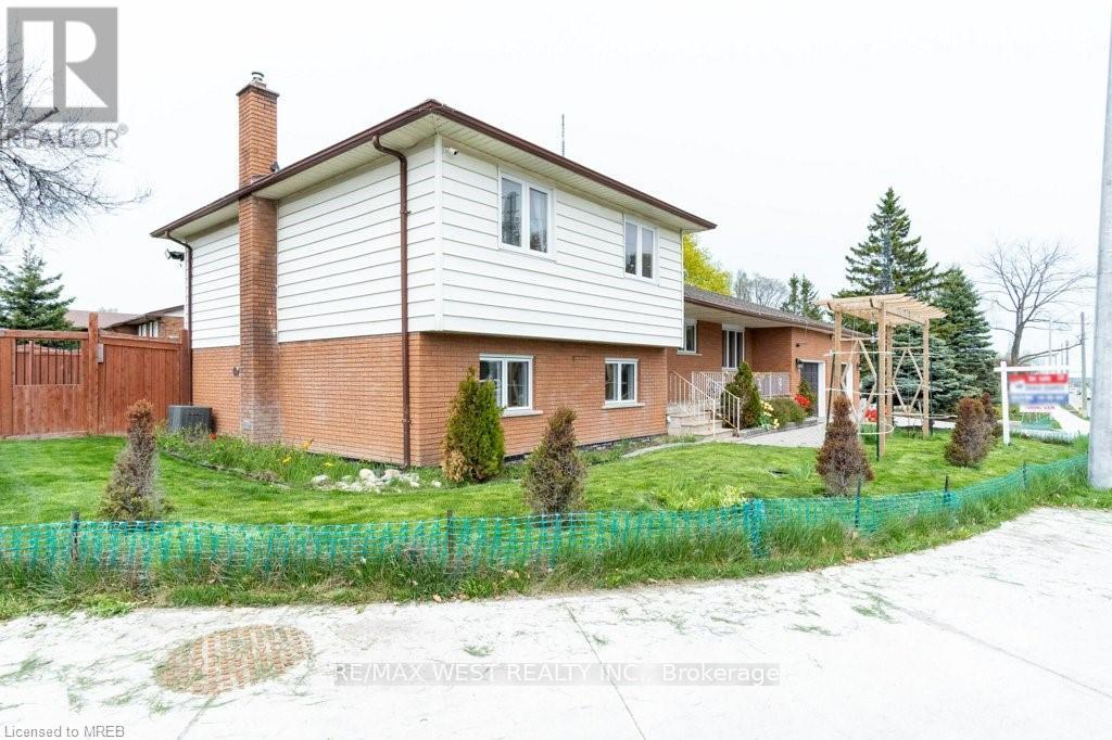 146 Harvie Road, Barrie, Ontario  L4N 9E3 - Photo 6 - S12692494