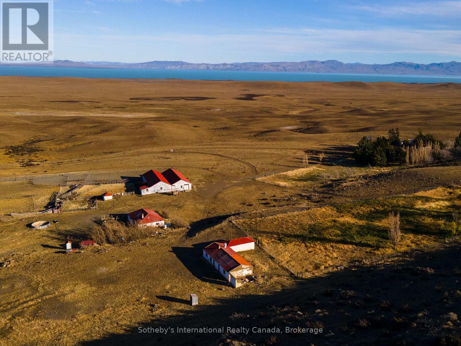* Estancia Punta Del Lago *, Argentina, Ontario - Photo 3 - X12051133