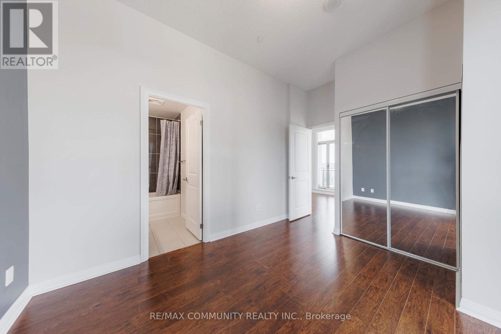 405 - 75 Eglinton Avenue W, Mississauga, Ontario  L5R 0E5 - Photo 13 - W12946804