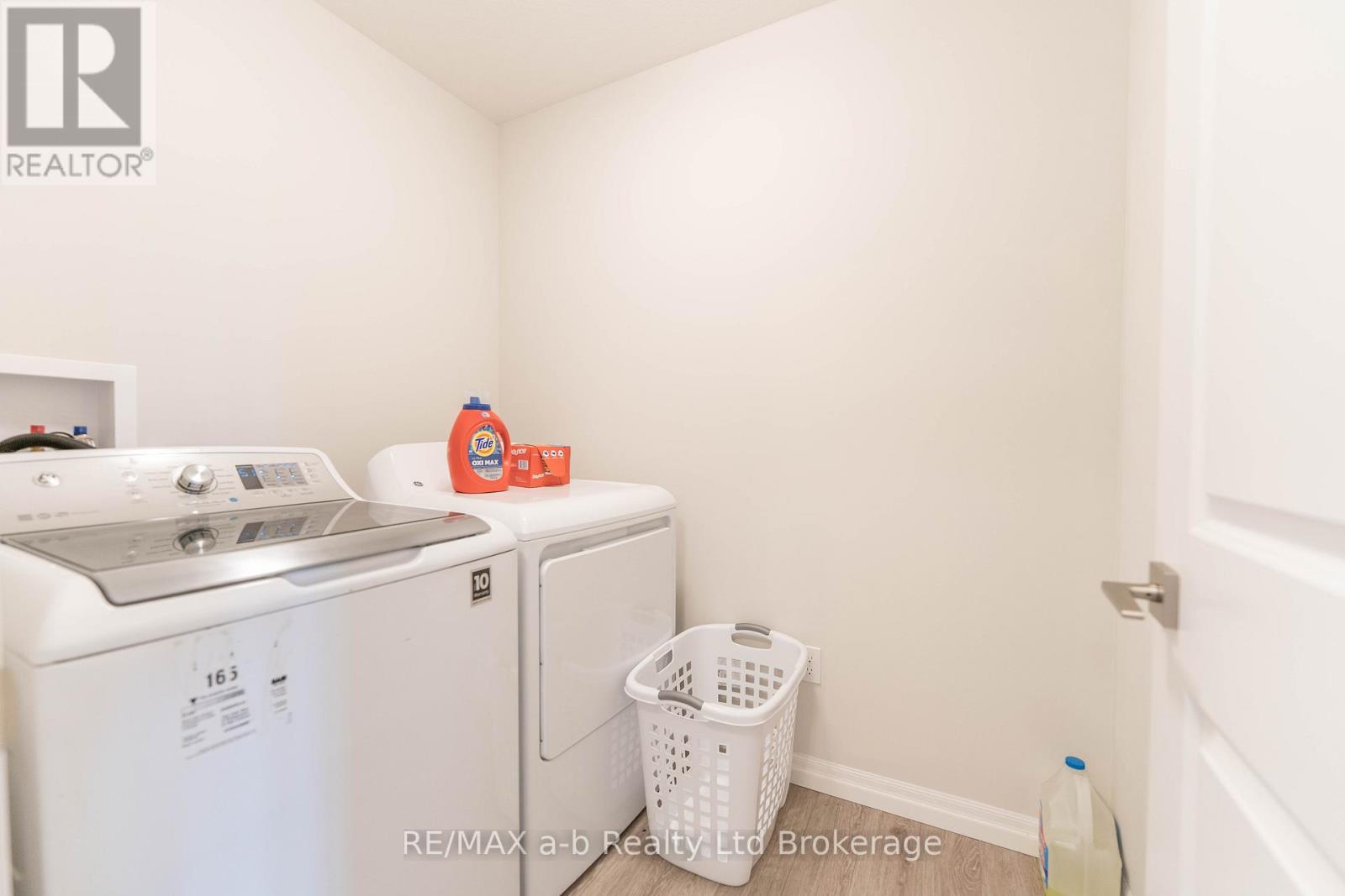 19 Huntley Avenue, Tillsonburg, Ontario  N4G 0J3 - Photo 19 - X13143674