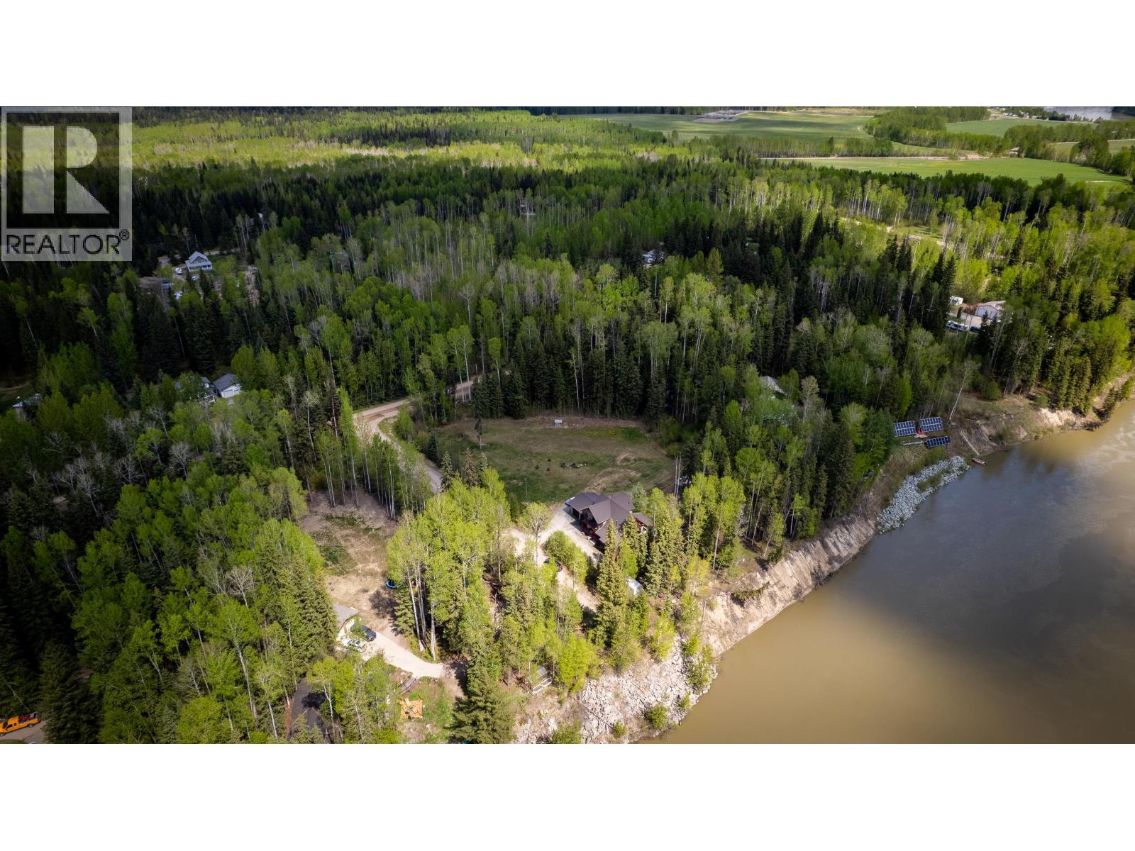 2361 Estate Road, Prince George, British Columbia  V2K 5R9 - Photo 2 - R3124748
