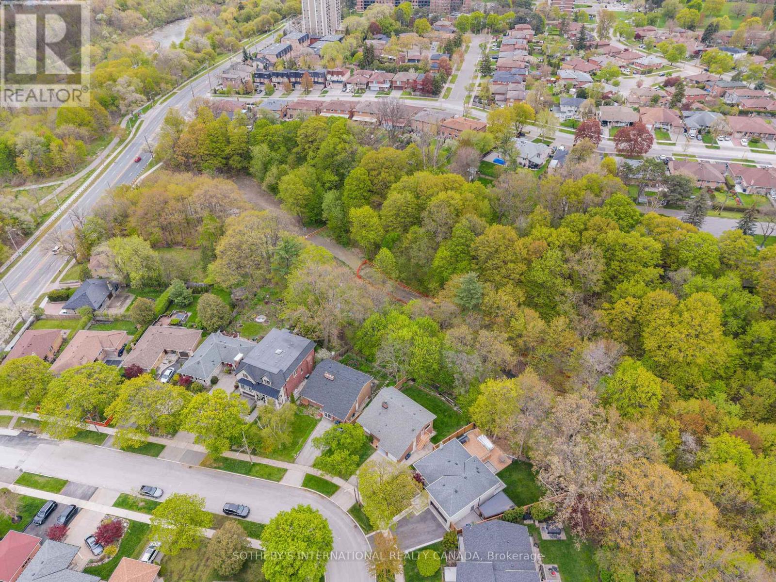 15 Saxony Crescent, Toronto, Ontario  M9P 1S2 - Photo 46 - W13143260