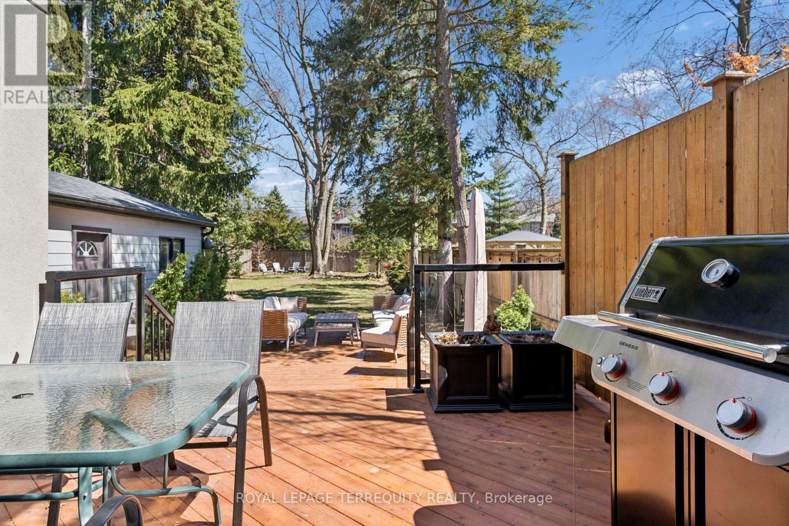 83 Humbercrest Boulevard, Toronto, Ontario M6S 4L2 - Photo 33 - W13143396