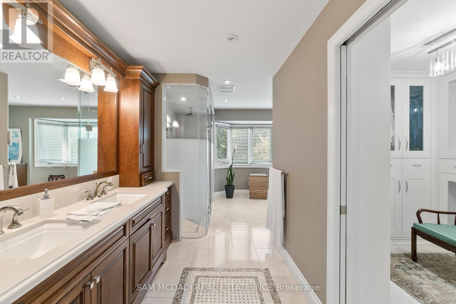 2235 Shawanaga Trail, Mississauga, Ontario  L5H 3X6 - Photo 18 - W13143410