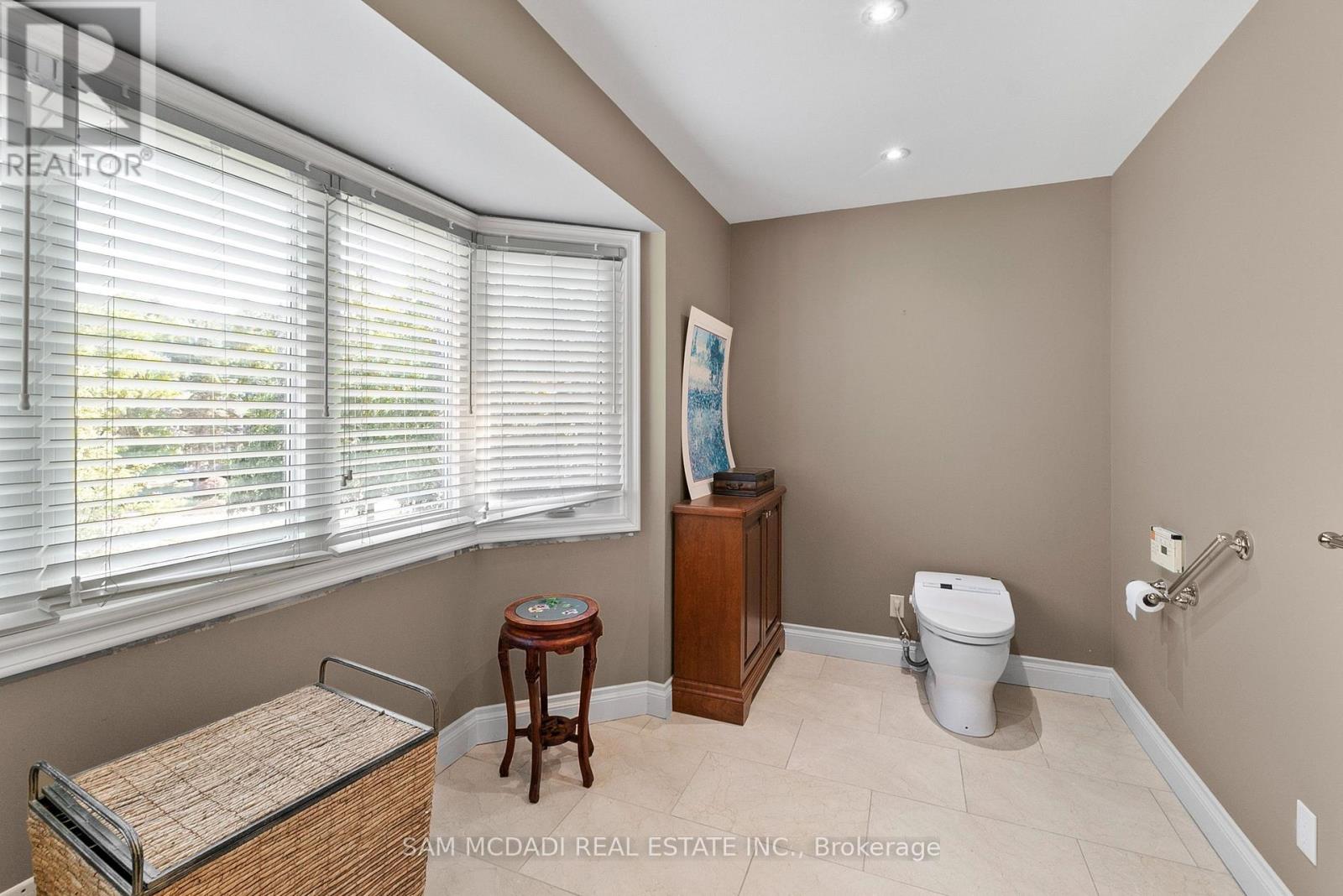 2235 Shawanaga Trail, Mississauga, Ontario  L5H 3X6 - Photo 21 - W13143410
