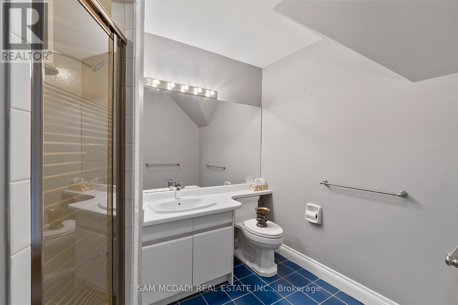 2235 Shawanaga Trail, Mississauga, Ontario  L5H 3X6 - Photo 25 - W13143410