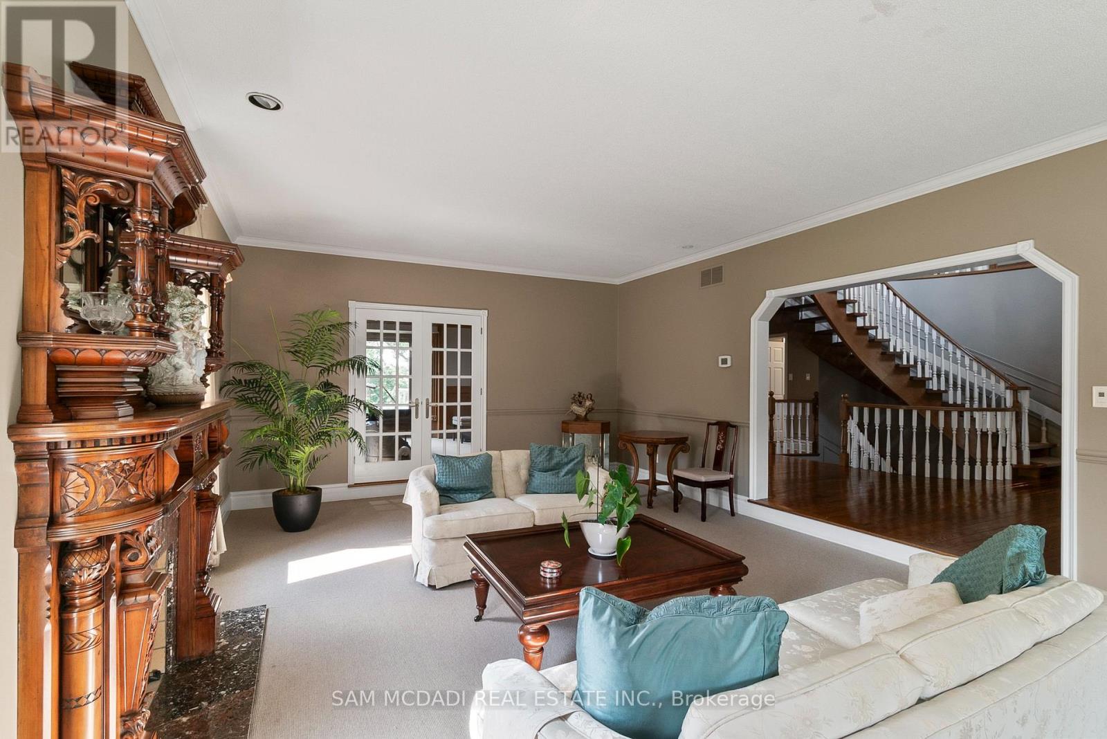 2235 Shawanaga Trail, Mississauga, Ontario  L5H 3X6 - Photo 5 - W13143410
