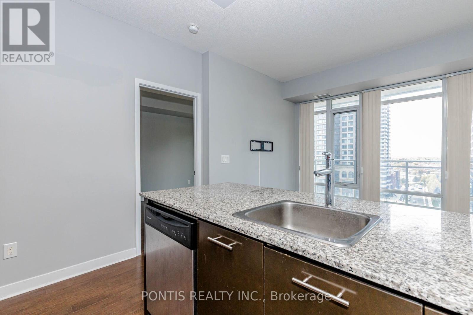 1108 - 360 Square One Drive, Mississauga, Ontario  L5B 0G7 - Photo 11 - W13143420