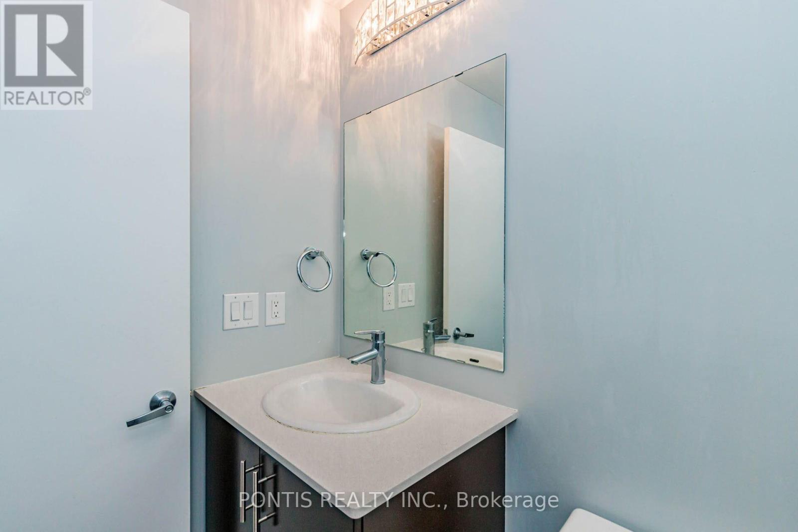 1108 - 360 Square One Drive, Mississauga, Ontario  L5B 0G7 - Photo 17 - W13143420