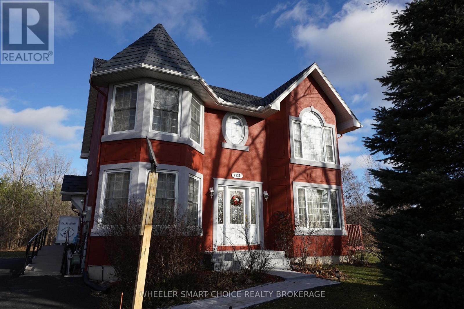 2135 Pitt Street, Cornwall, Ontario  K6K 1A1 - Photo 2 - X12661618
