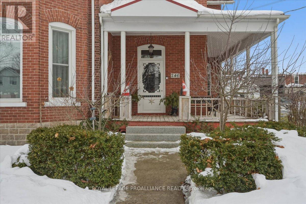 246 COLBORNE STREET, Tweed, Ontario
