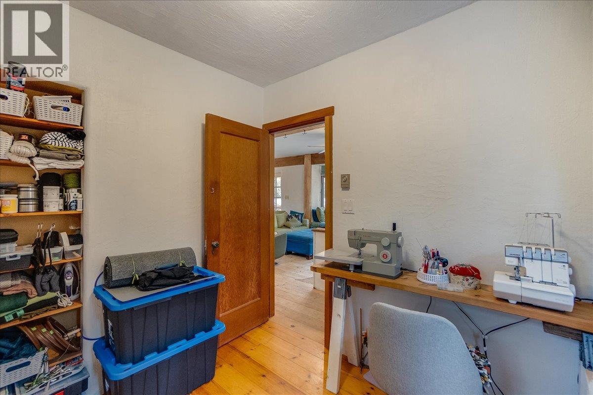 3918 Passmore Upper Road, Passmore, British Columbia  V0G 2J0 - Photo 4 - 10373029