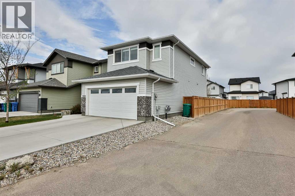 1109 Pacific Circle W, Lethbridge, Alberta  T1J 5V5 - Photo 30 - A2310728