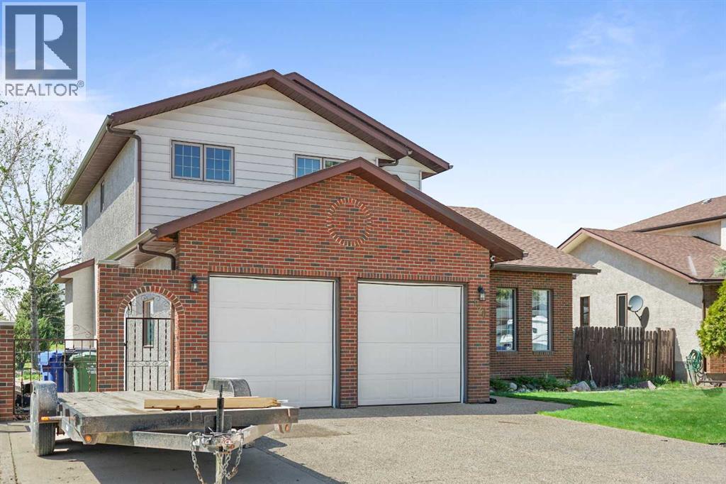126 Fairway Drive, Coaldale, Alberta  T1M 1H1 - Photo 2 - A2311395