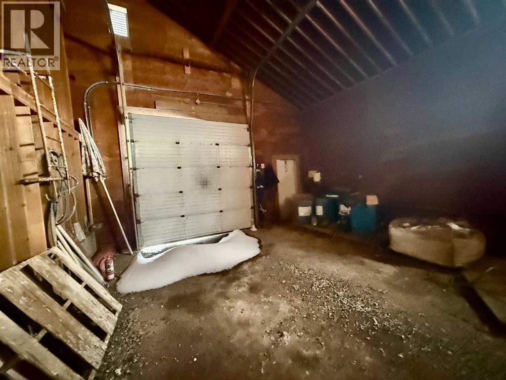255048 Township Road 424, Rural Ponoka County, Alberta  T4J 1R6 - Photo 39 - A2303397