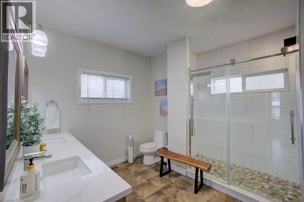 76 Kennedy Road, Breslau, Ontario  N0B 1M0 - Photo 18 - 40827956
