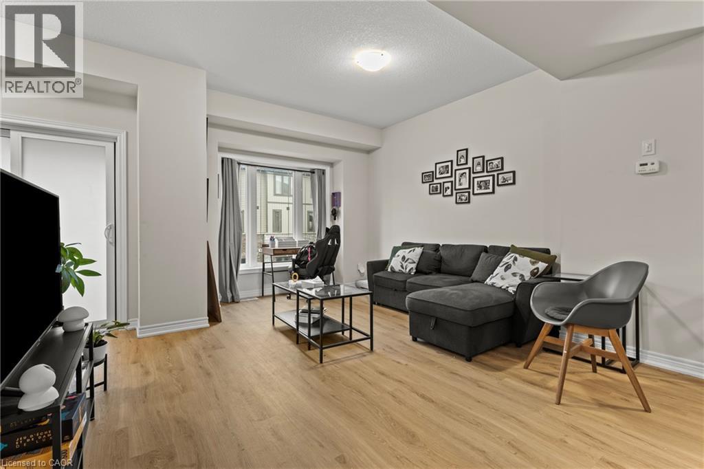 19 Picardy Drive Unit# 4, Stoney Creek, Ontario  L8J 0M7 - Photo 13 - 40831246