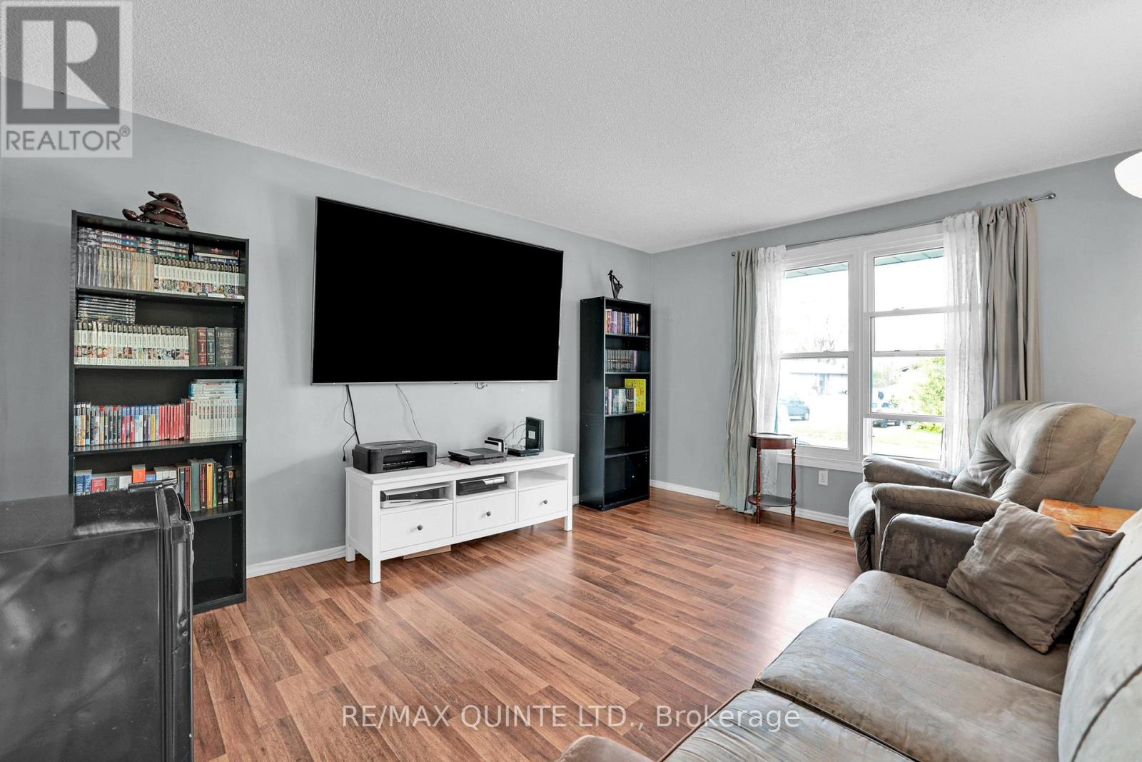 62 Dufferin Avenue, Quinte West, Ontario  K8V 5C9 - Photo 5 - X13143556