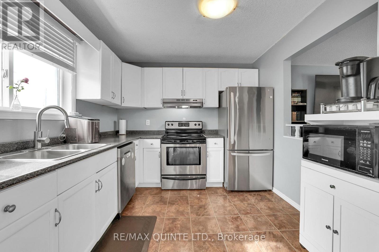 62 Dufferin Avenue, Quinte West, Ontario  K8V 5C9 - Photo 7 - X13143556