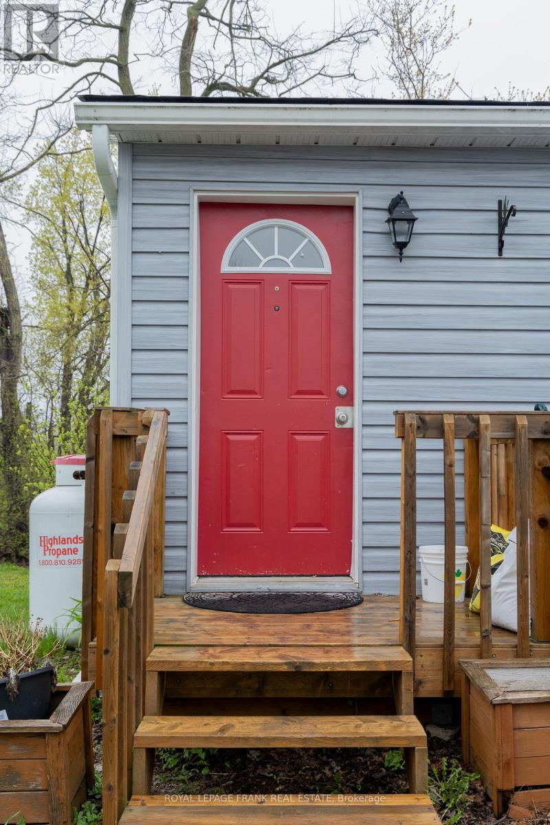 5 Clipper Street, Kawartha Lakes, Ontario  K0M 1L0 - Photo 3 - X13143660