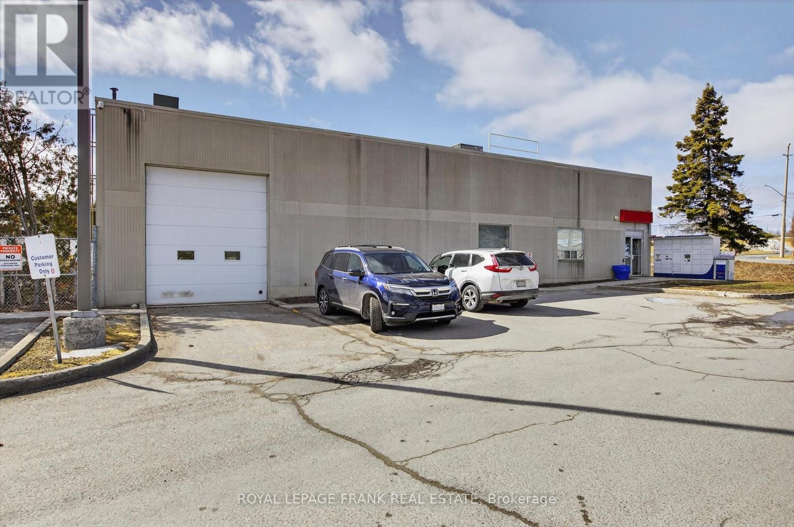 133 Jameson Drive, Peterborough, Ontario  K9J 6X6 - Photo 2 - X13143698
