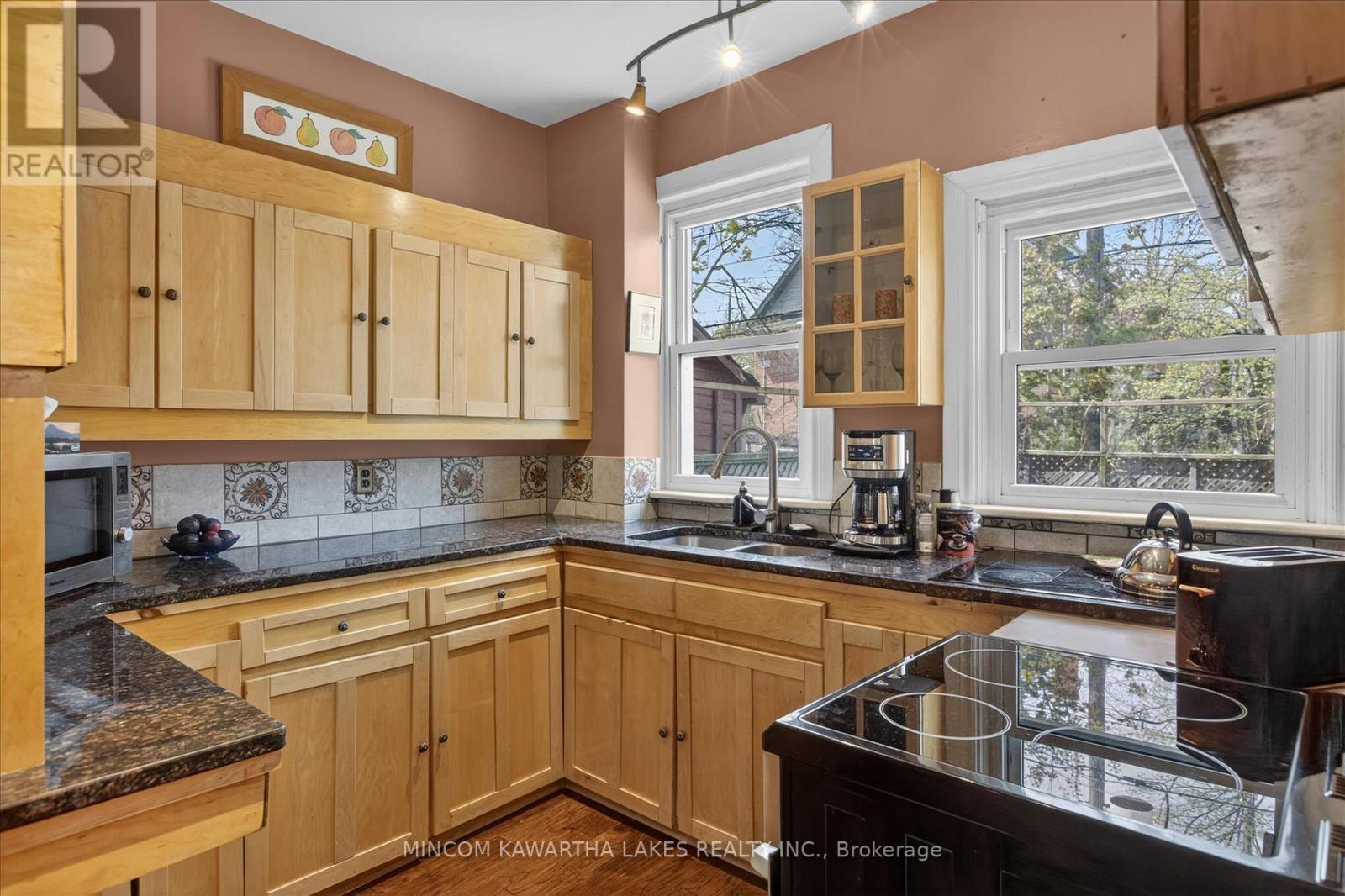 494 Charlotte Street, Peterborough, Ontario  K9J 2W3 - Photo 17 - X13143712