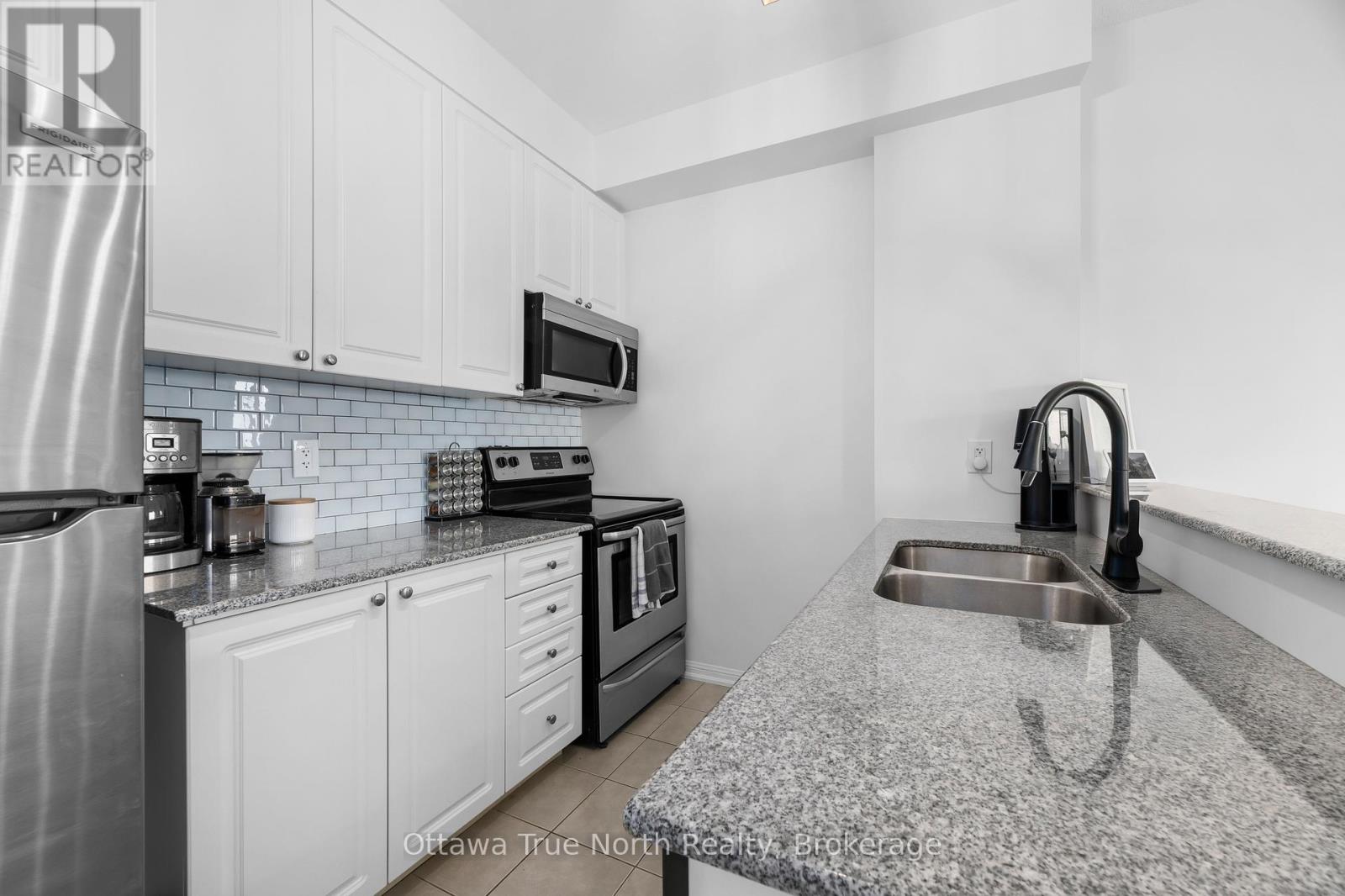 303 - 1 Sidney Lane, Clarington, Ontario  L1C 0N5 - Photo 8 - E13143570