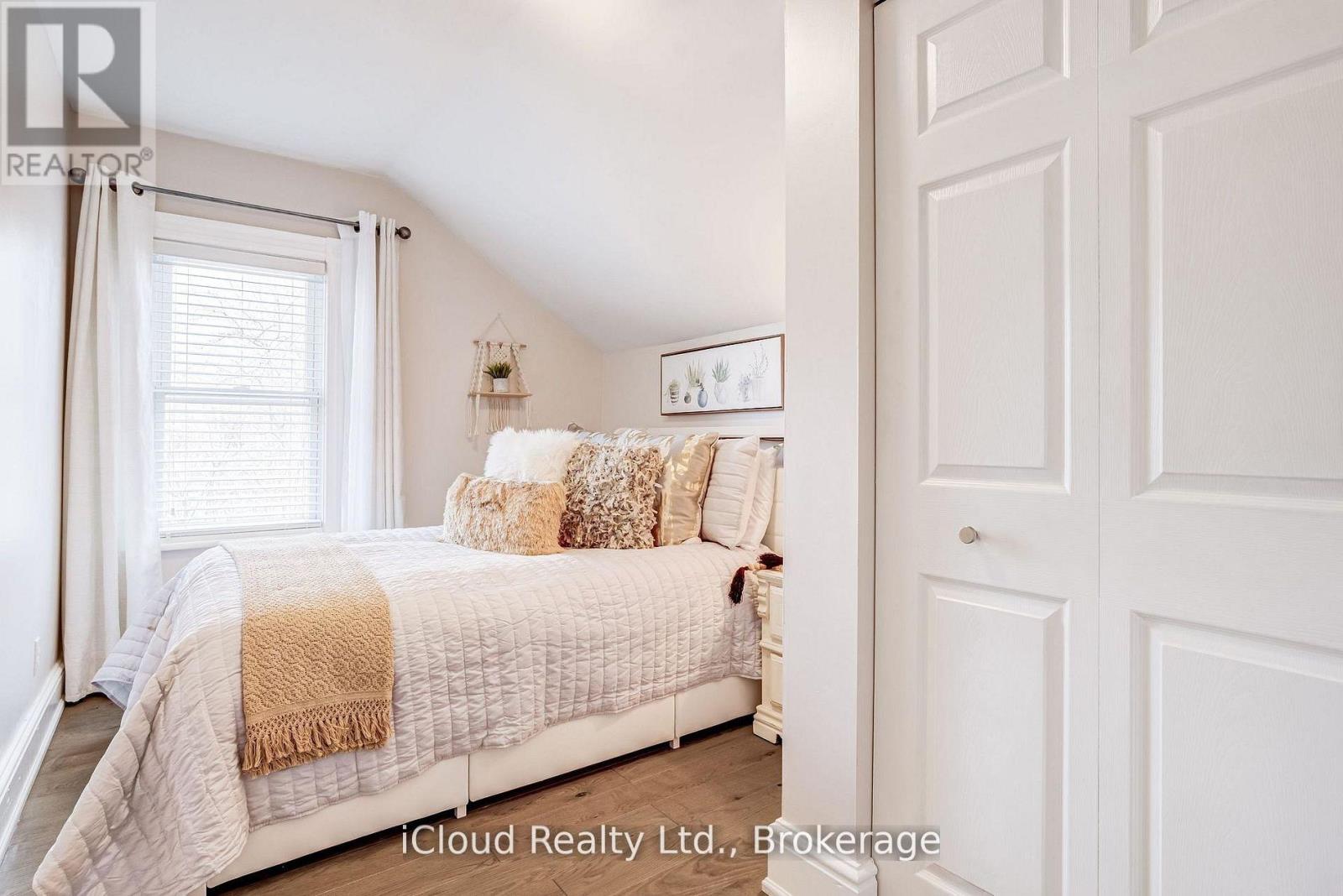 17 Oxford Street, Cambridge, Ontario  N1R 1M3 - Photo 18 - X13143338