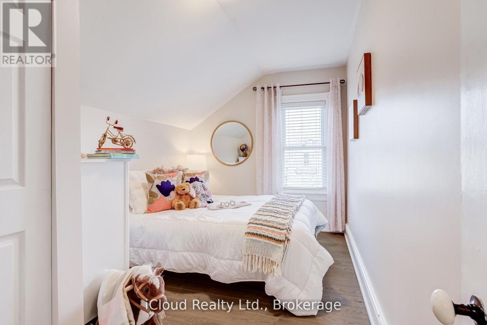 17 Oxford Street, Cambridge, Ontario  N1R 1M3 - Photo 19 - X13143338