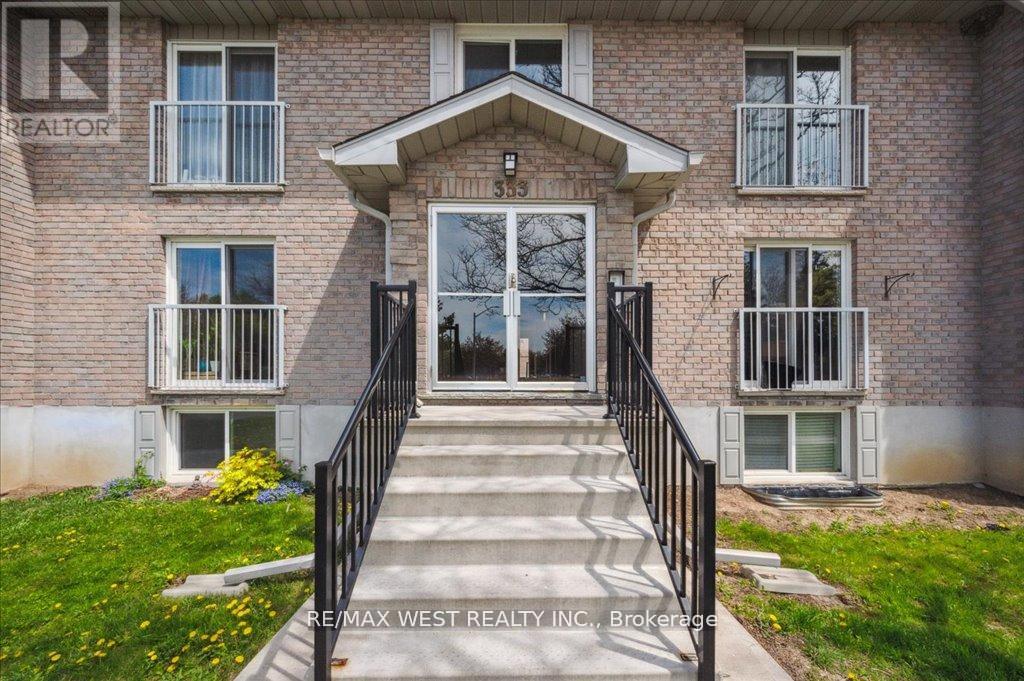 1 - 333 NORTHLAKE DRIVE, Waterloo, Ontario