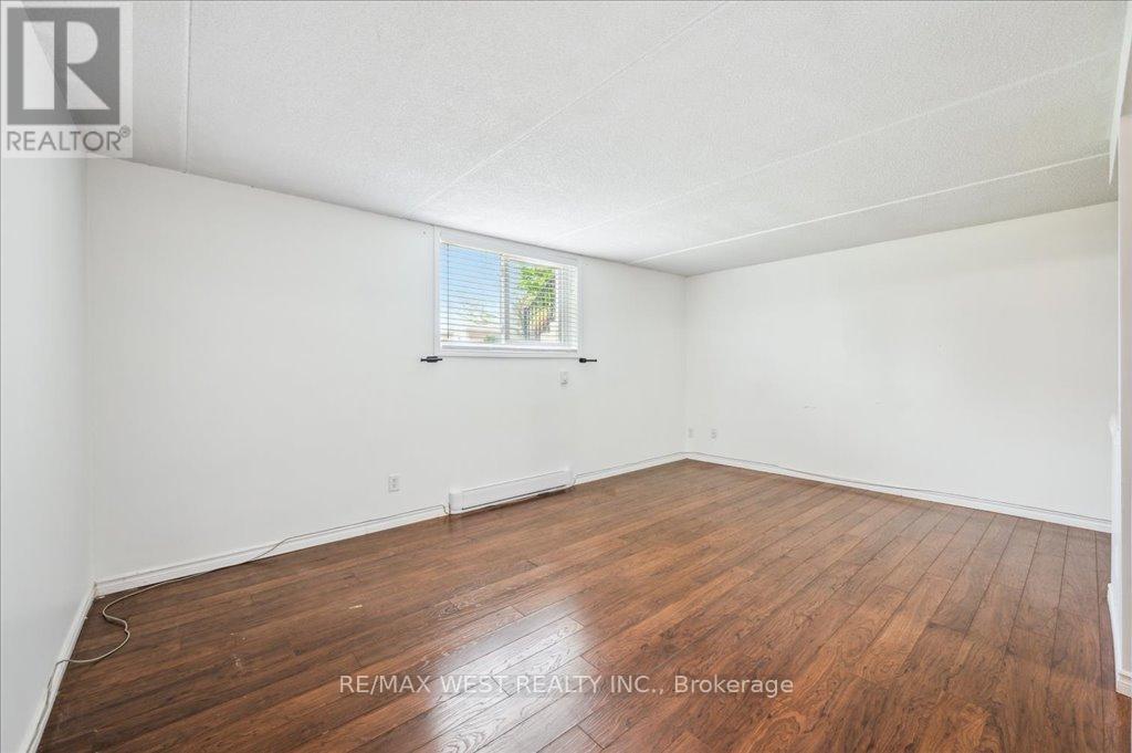 1 - 333 Northlake Drive, Waterloo, Ontario N2V 1Z1 - Photo 11 - X13143414