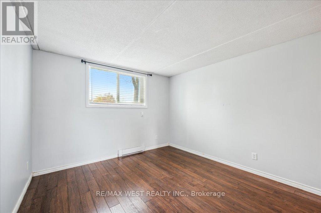 1 - 333 Northlake Drive, Waterloo, Ontario N2V 1Z1 - Photo 13 - X13143414
