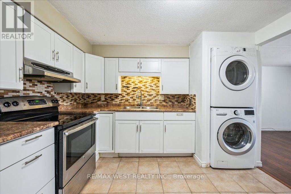 1 - 333 Northlake Drive, Waterloo, Ontario N2V 1Z1 - Photo 2 - X13143414