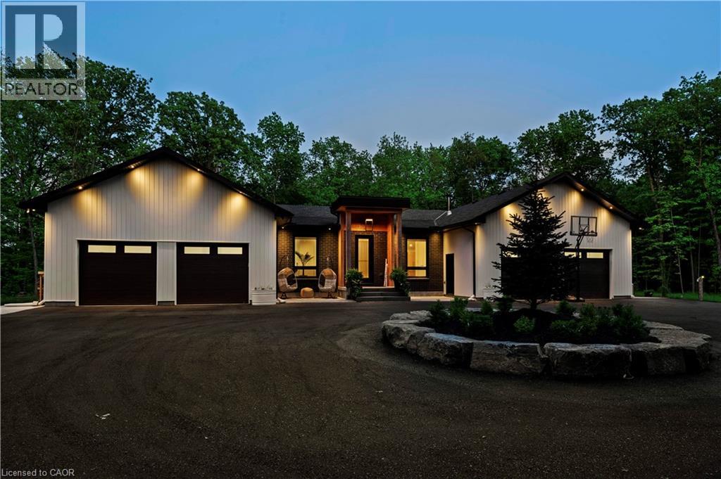 295 ALLEN Road, Grimsby, Ontario