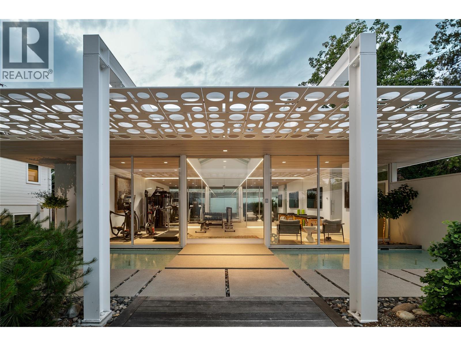 4110 Lakeshore Road, Kelowna, British Columbia V1W 1V6 - Photo 4 - 10380863