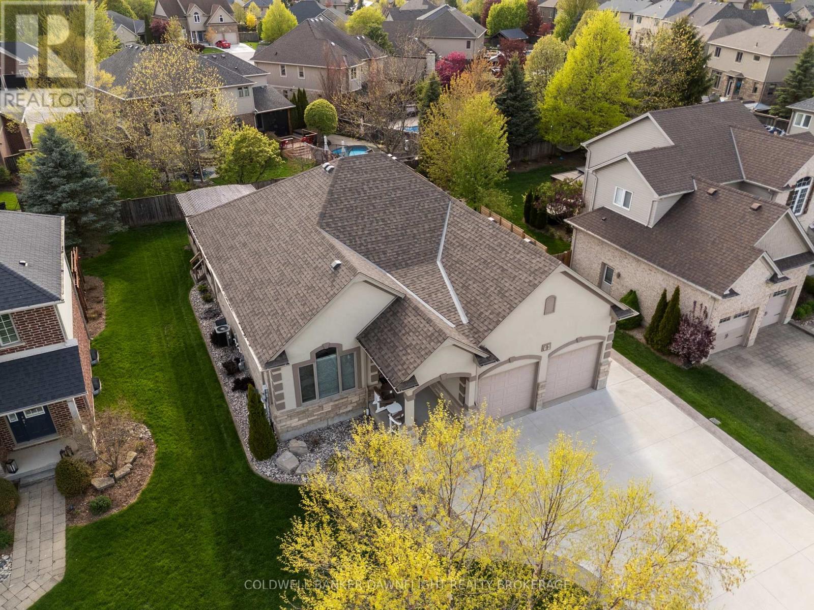 61 Willowridge Road, Middlesex Centre, Ontario  N0M 2A0 - Photo 3 - X13143562