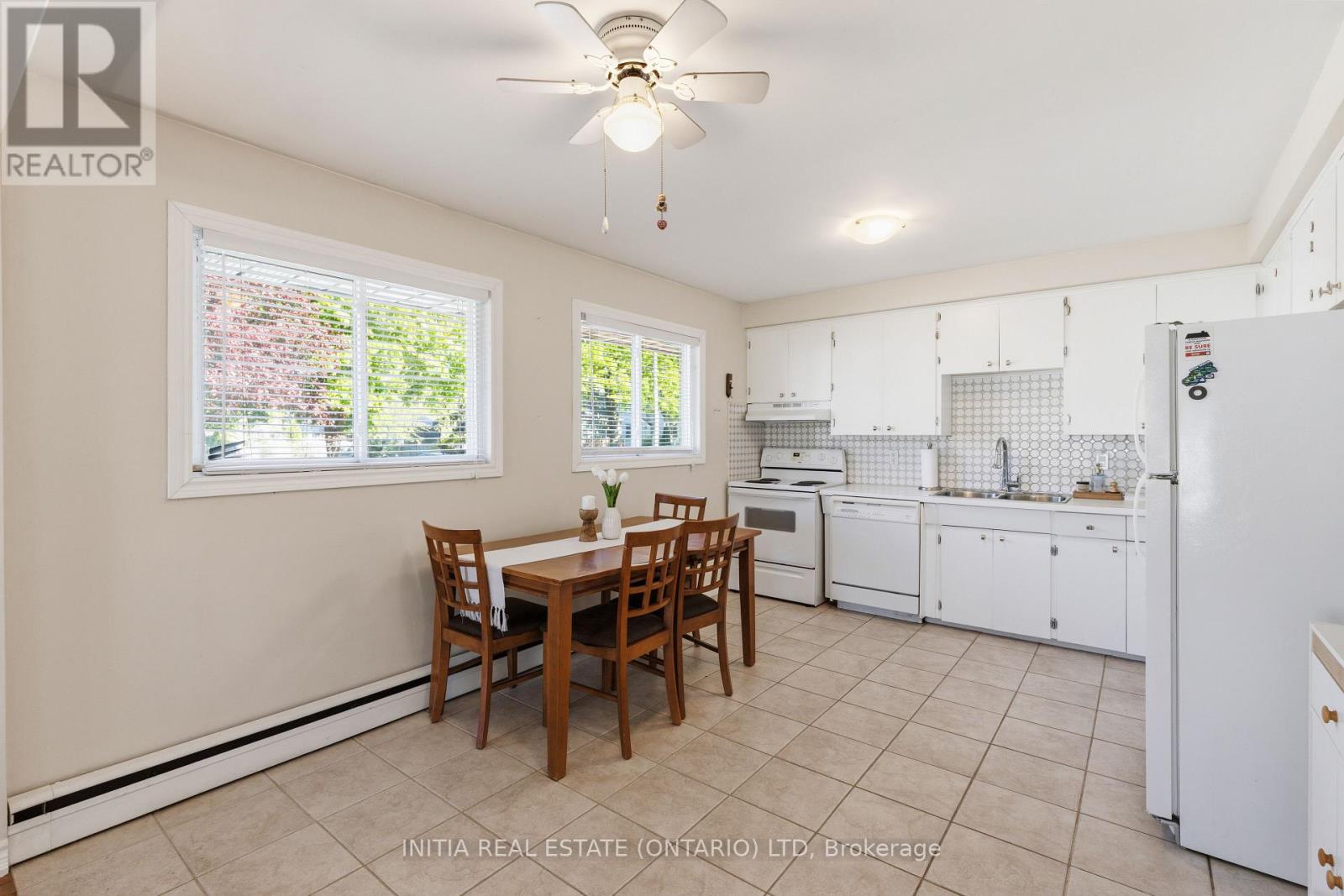 755 Talfourd Street, Sarnia, Ontario  N7T 1S1 - Photo 5 - X13143622