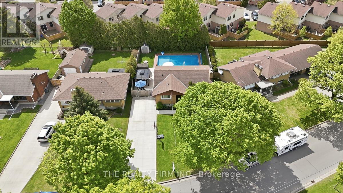 1931 Royal Crescent, London East, Ontario  N5V 1N6 - Photo 1 - X13143632