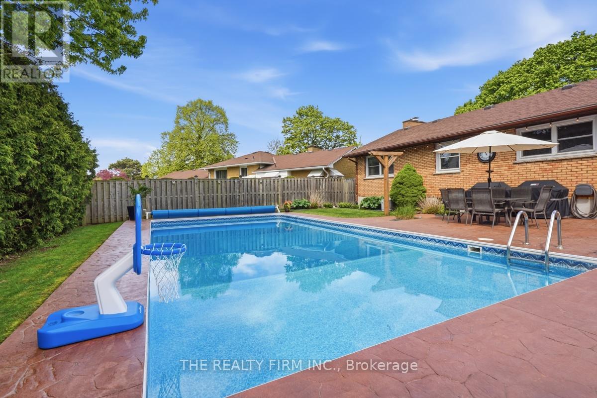 1931 Royal Crescent, London East, Ontario  N5V 1N6 - Photo 36 - X13143632