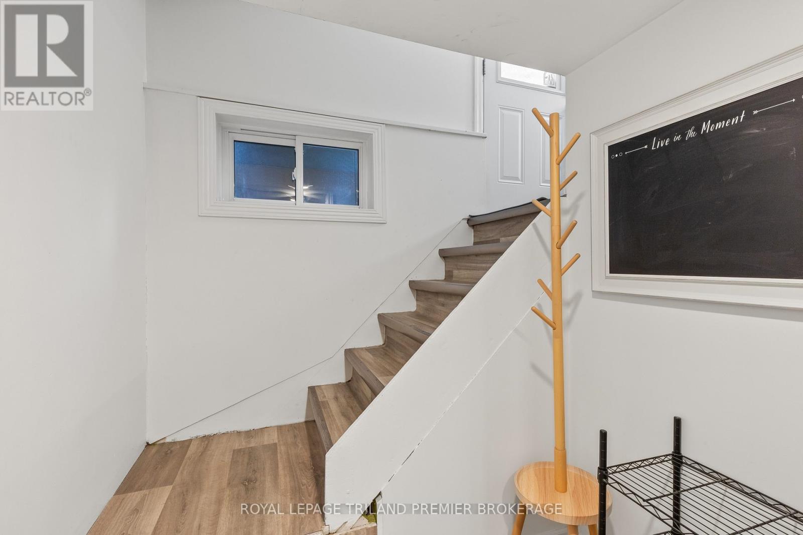 22 Briscoe Street E, London South, Ontario  N6C 1W9 - Photo 27 - X13143648