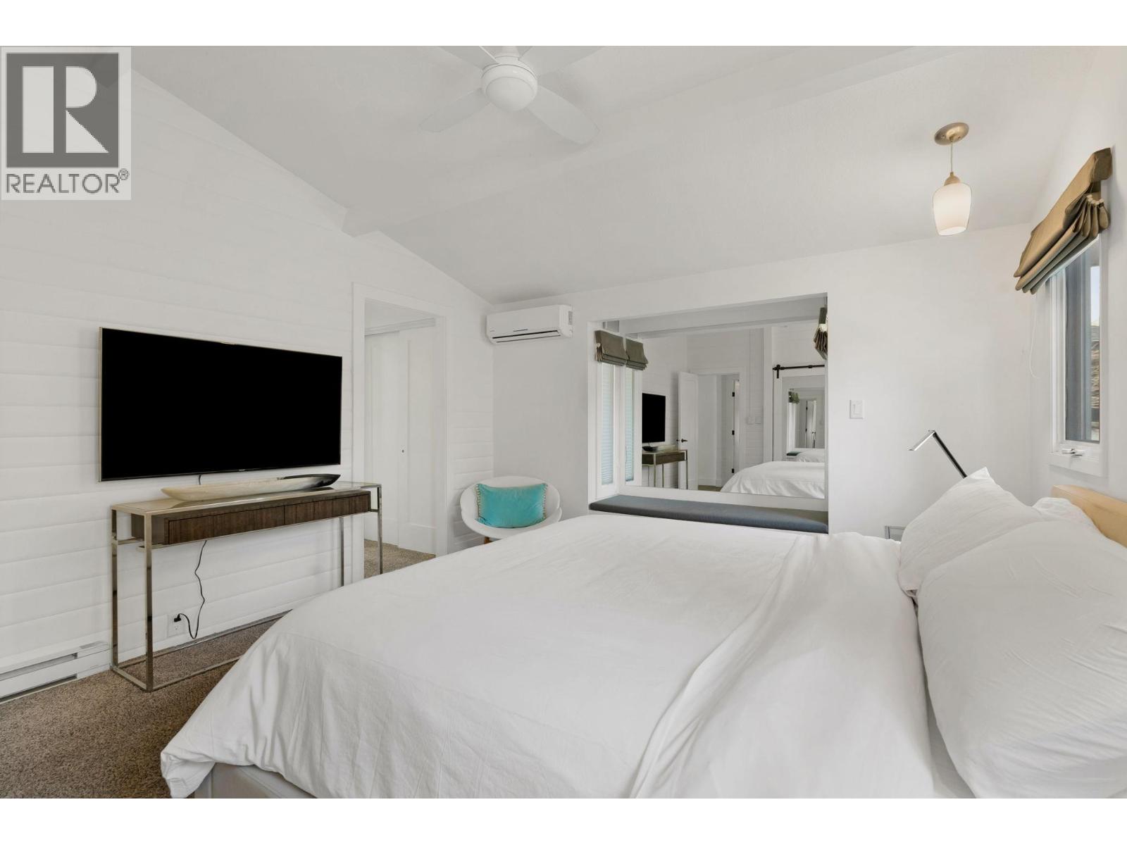 4110 Lakeshore Road, Kelowna, British Columbia V1W 1V6 - Photo 52 - 10380863